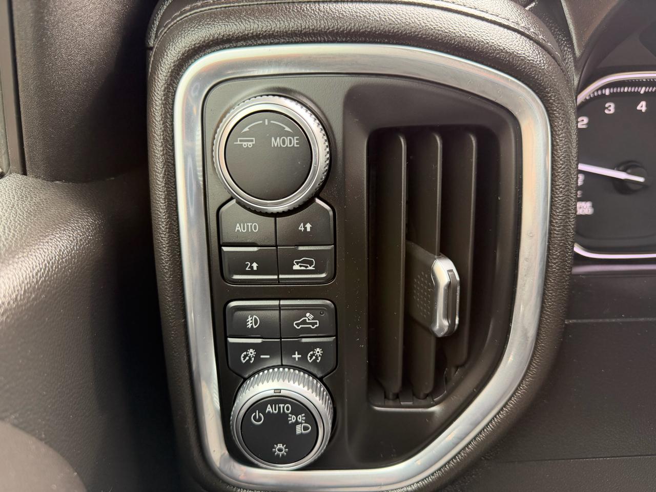 GMC Sierra 1500 4WD Crew Cab 147" Elevation 2020