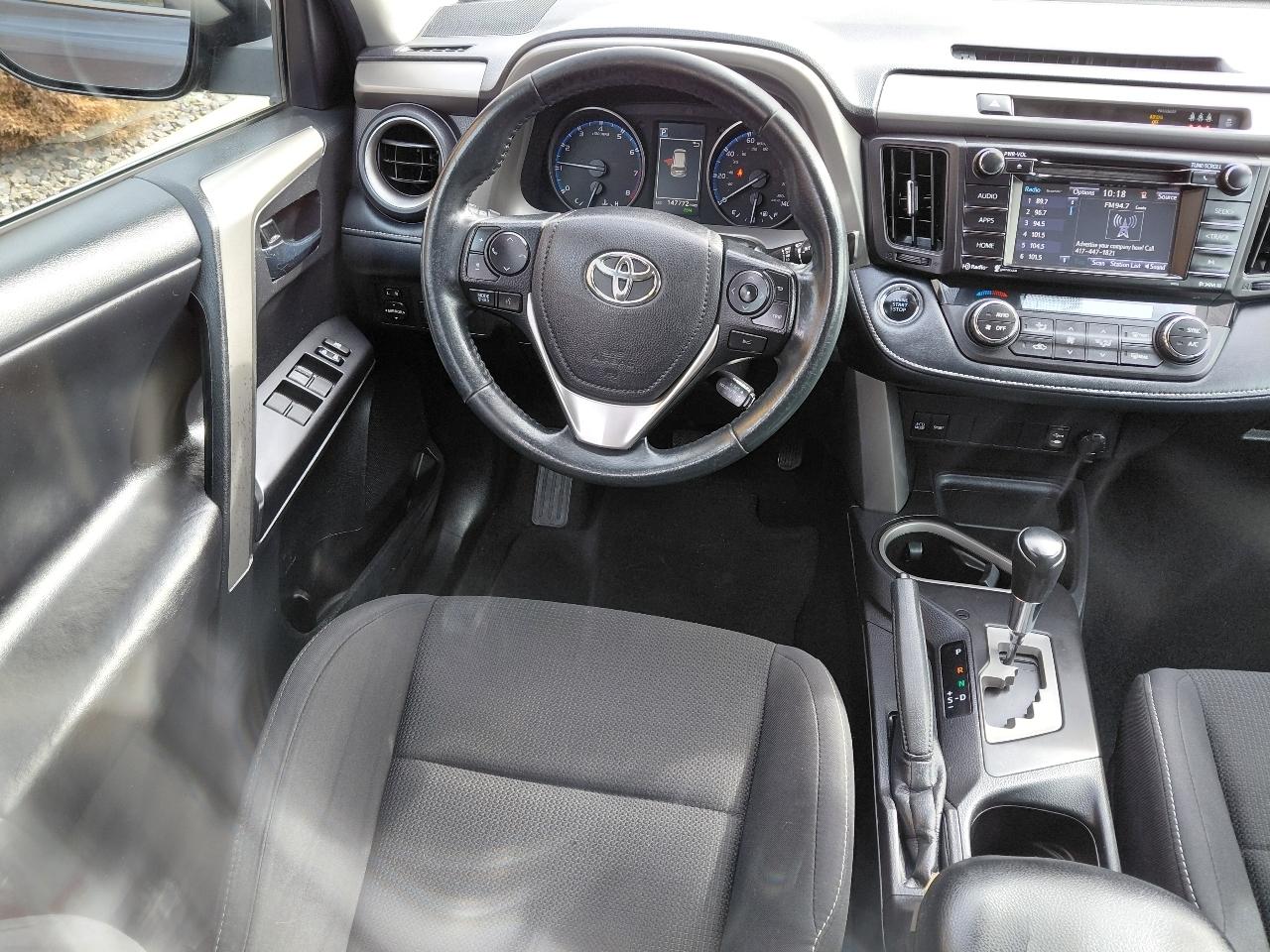 Toyota RAV4 XLE AWD 2018