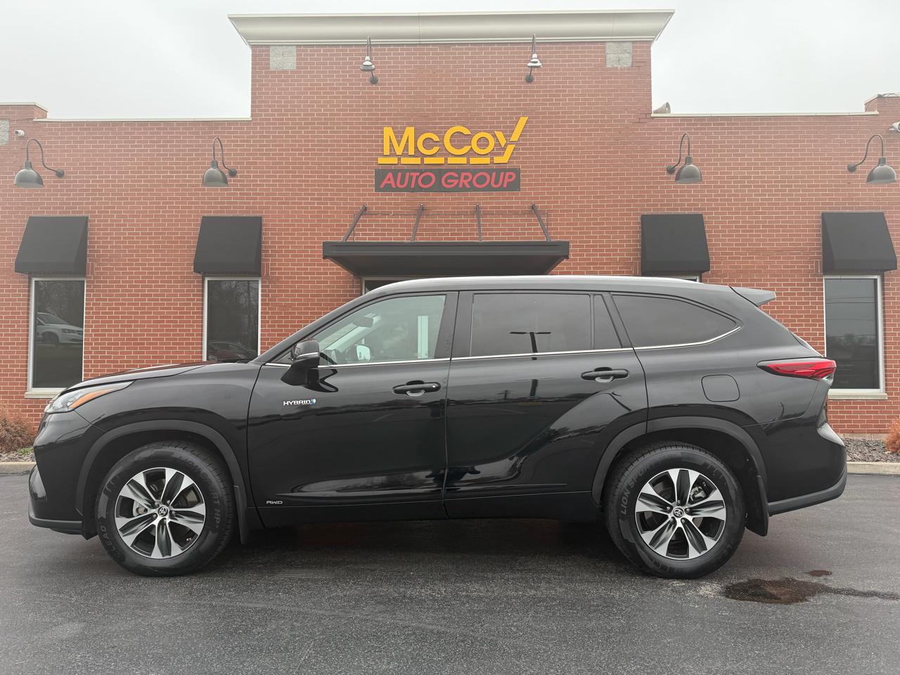 Toyota Highlander Hybrid XLE AWD (Natl) 2020