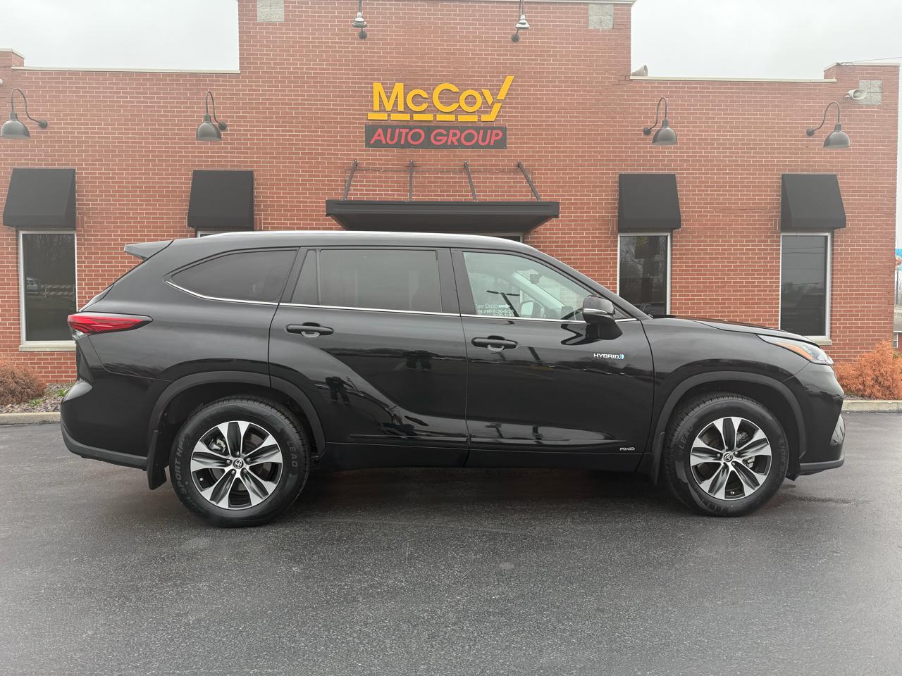 Toyota Highlander Hybrid XLE AWD (Natl) 2020