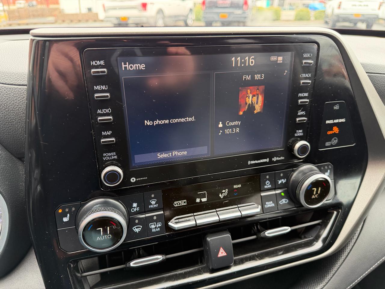 Toyota Highlander Hybrid XLE AWD (Natl) 2020