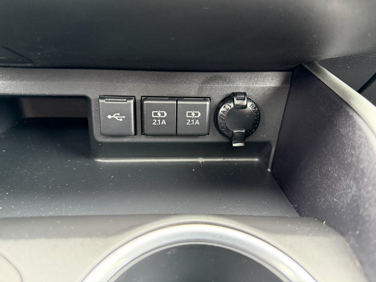 Toyota Highlander Hybrid XLE AWD (Natl) 2020