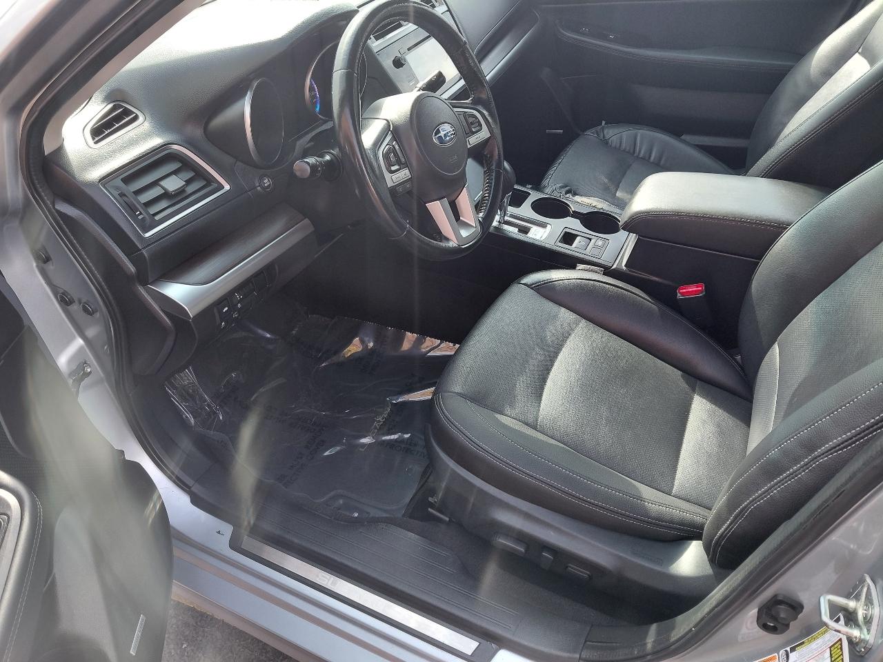 Subaru Legacy 4dr Sdn 2.5i Limited 2016