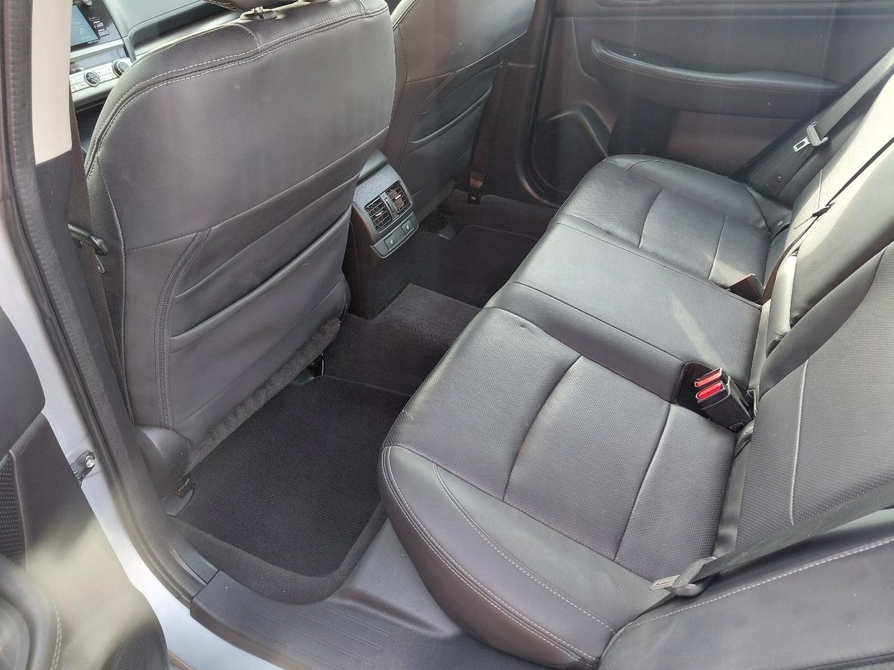 Subaru Legacy 4dr Sdn 2.5i Limited 2016