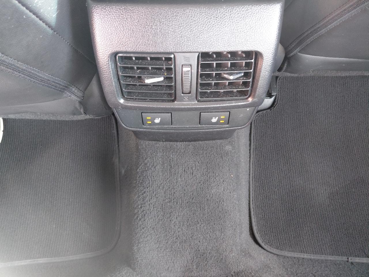 Subaru Legacy 4dr Sdn 2.5i Limited 2016