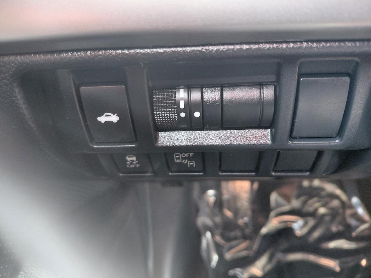 Subaru Legacy 4dr Sdn 2.5i Limited 2016