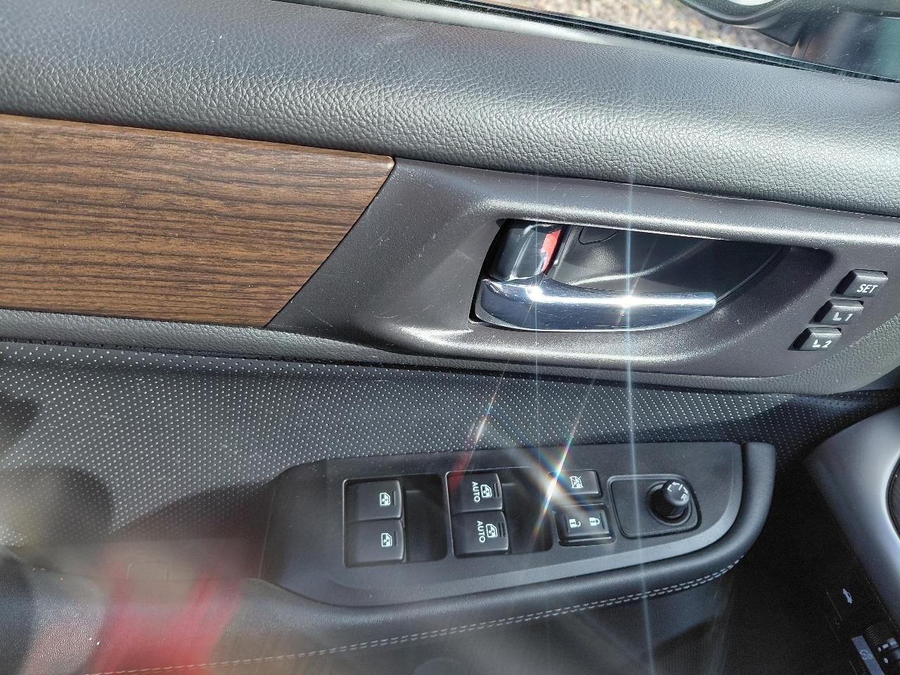 Subaru Legacy 4dr Sdn 2.5i Limited 2016