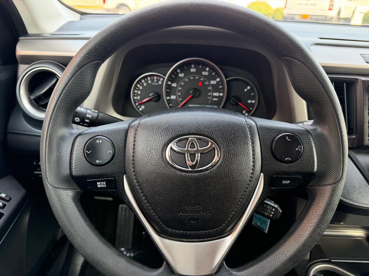 Toyota RAV4 LE AWD 2016