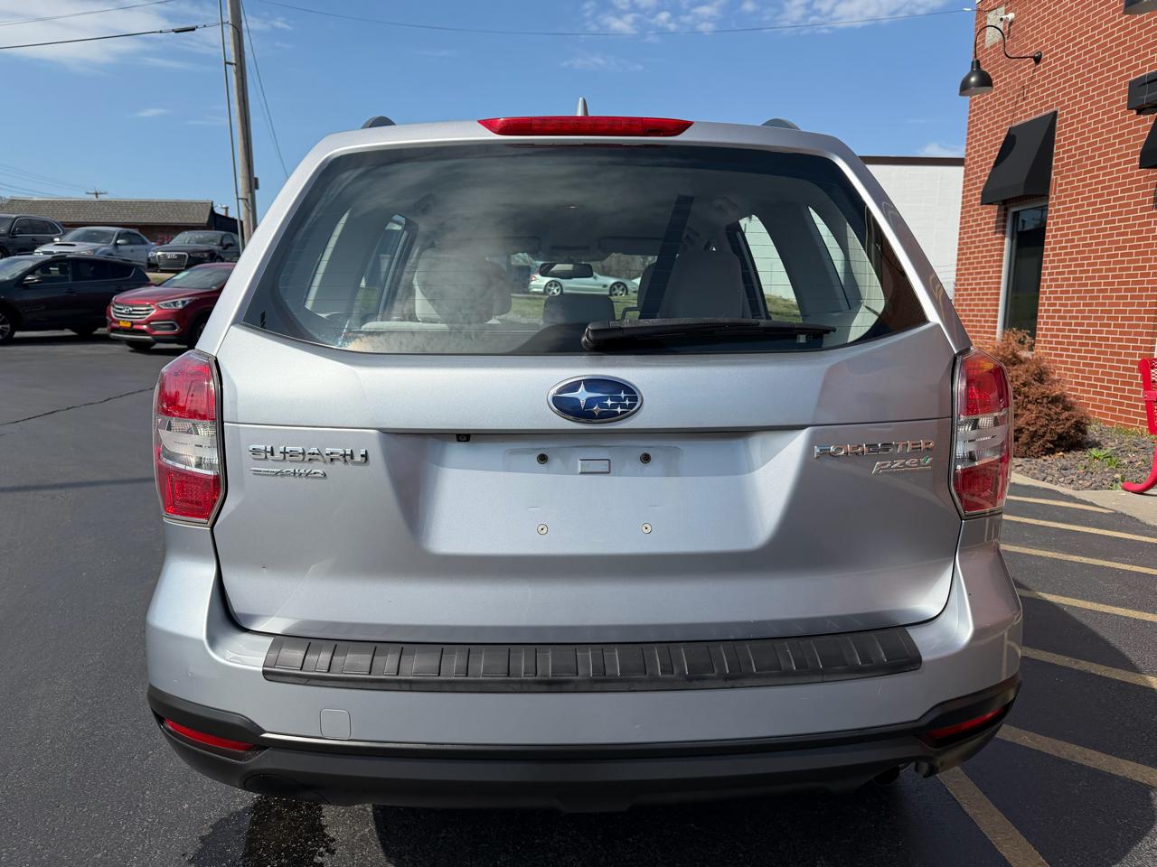 Subaru Forester 2.5i 2016