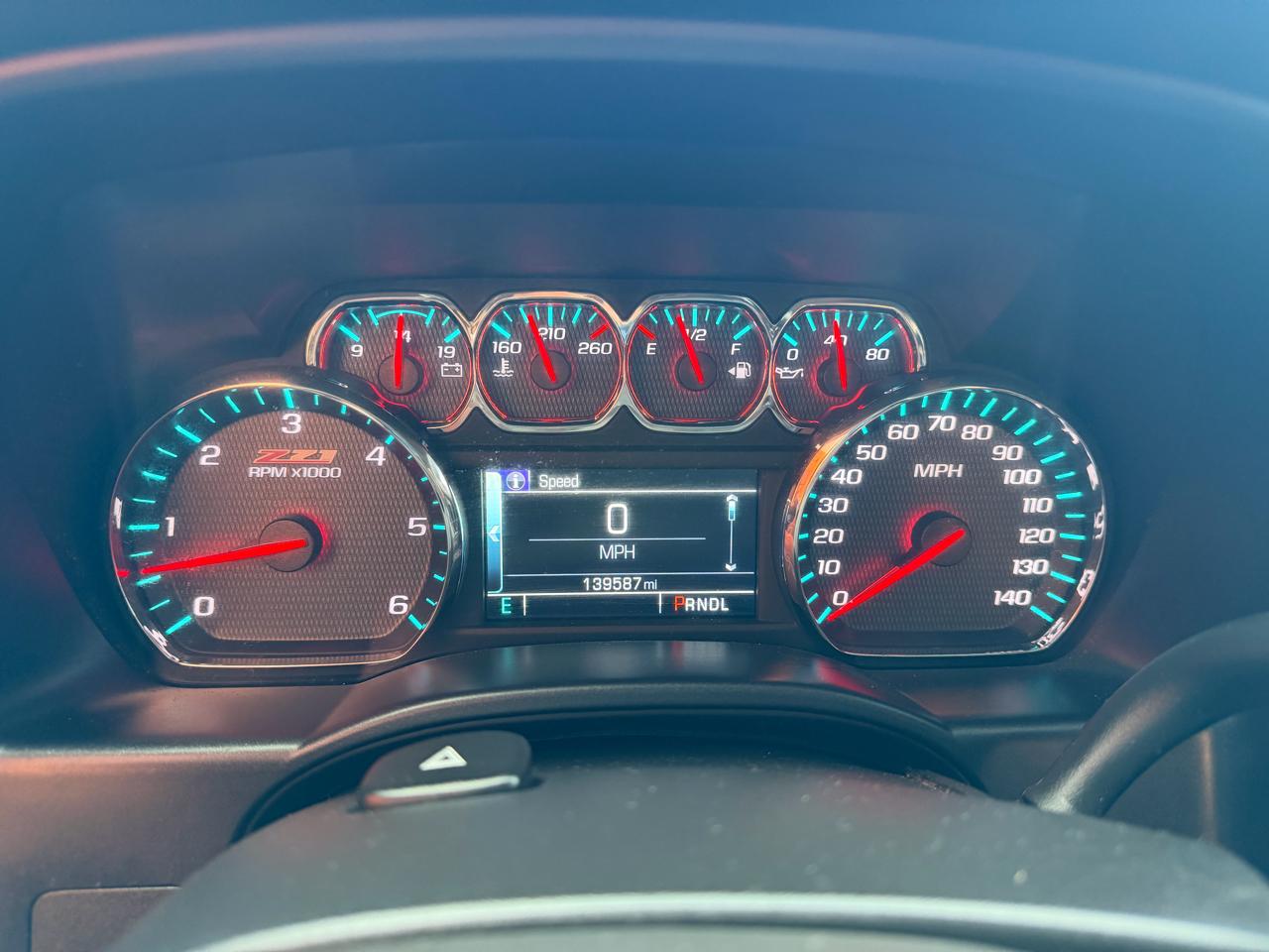 Chevrolet Silverado 1500 4WD Crew Cab 143.5" LT w/2LT 2017