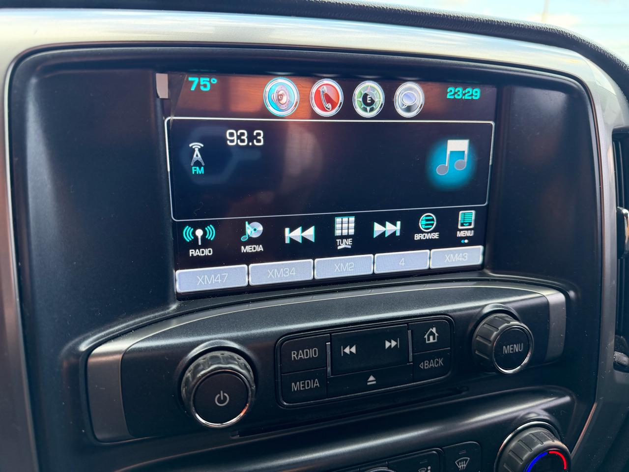 Chevrolet Silverado 1500 4WD Crew Cab 143.5" LT w/2LT 2017