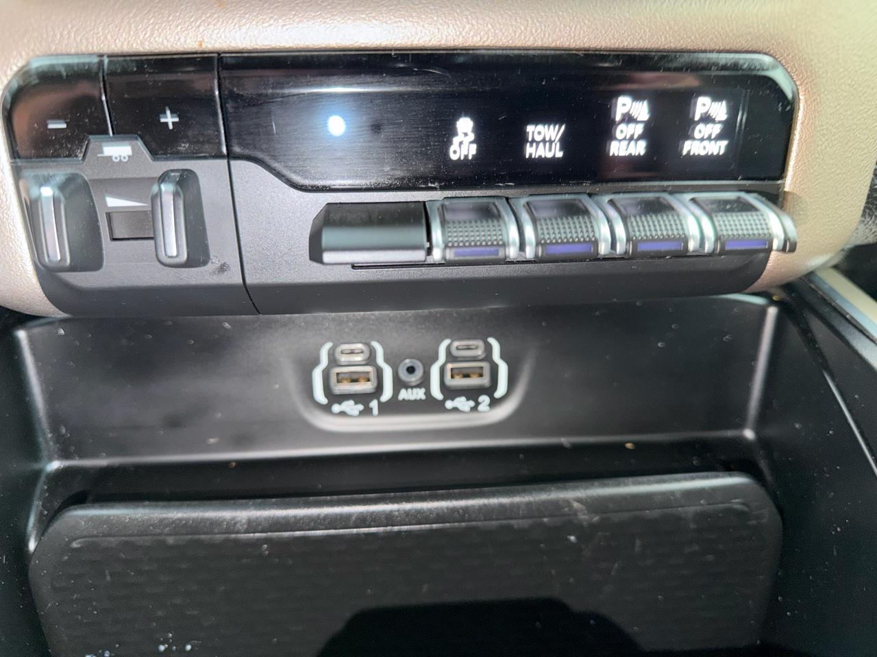 RAM 2500 Laramie Crew Cab 4WD 2021