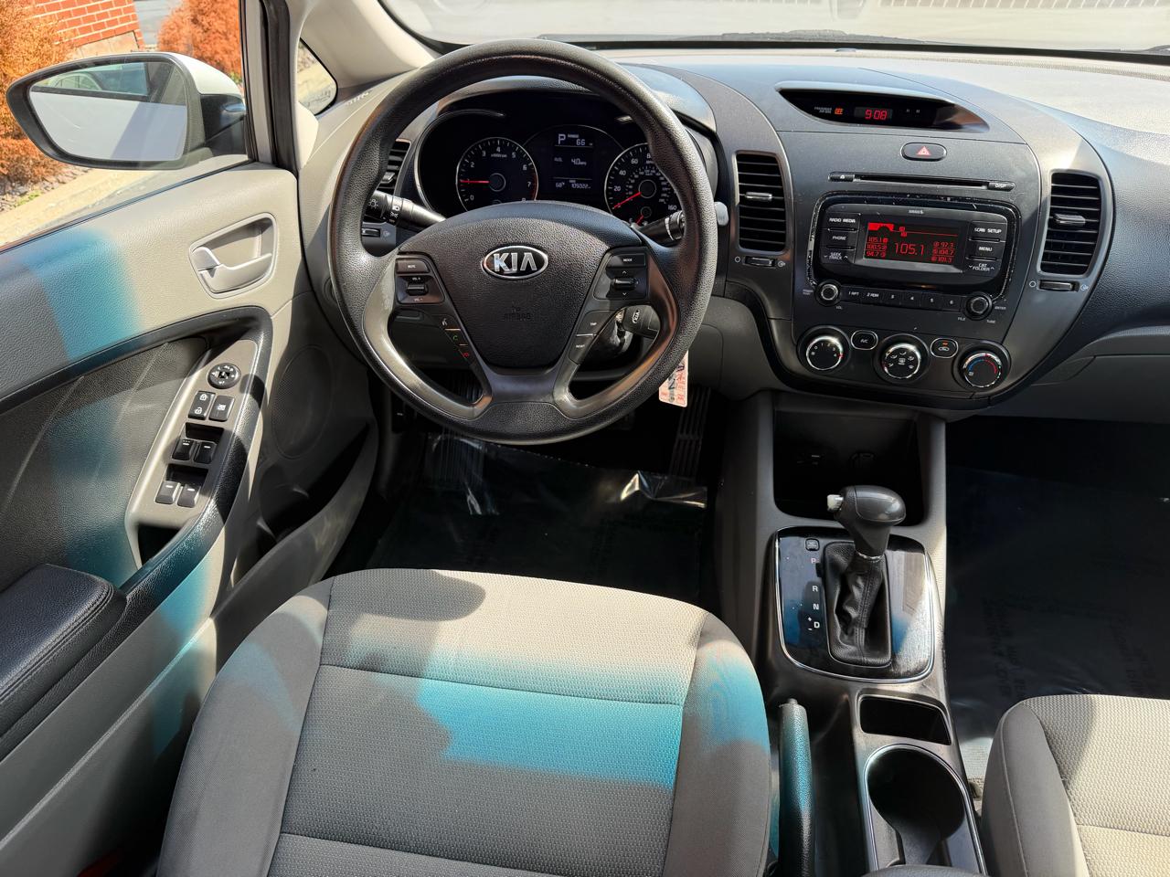 Kia Forte LX 4D Sedan 2017