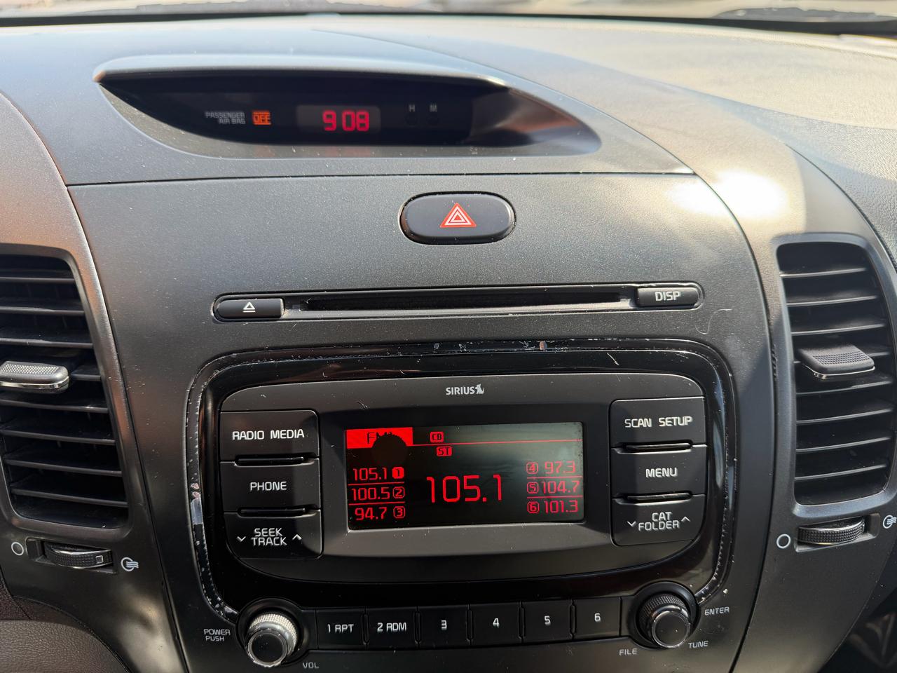 Kia Forte LX 4D Sedan 2017