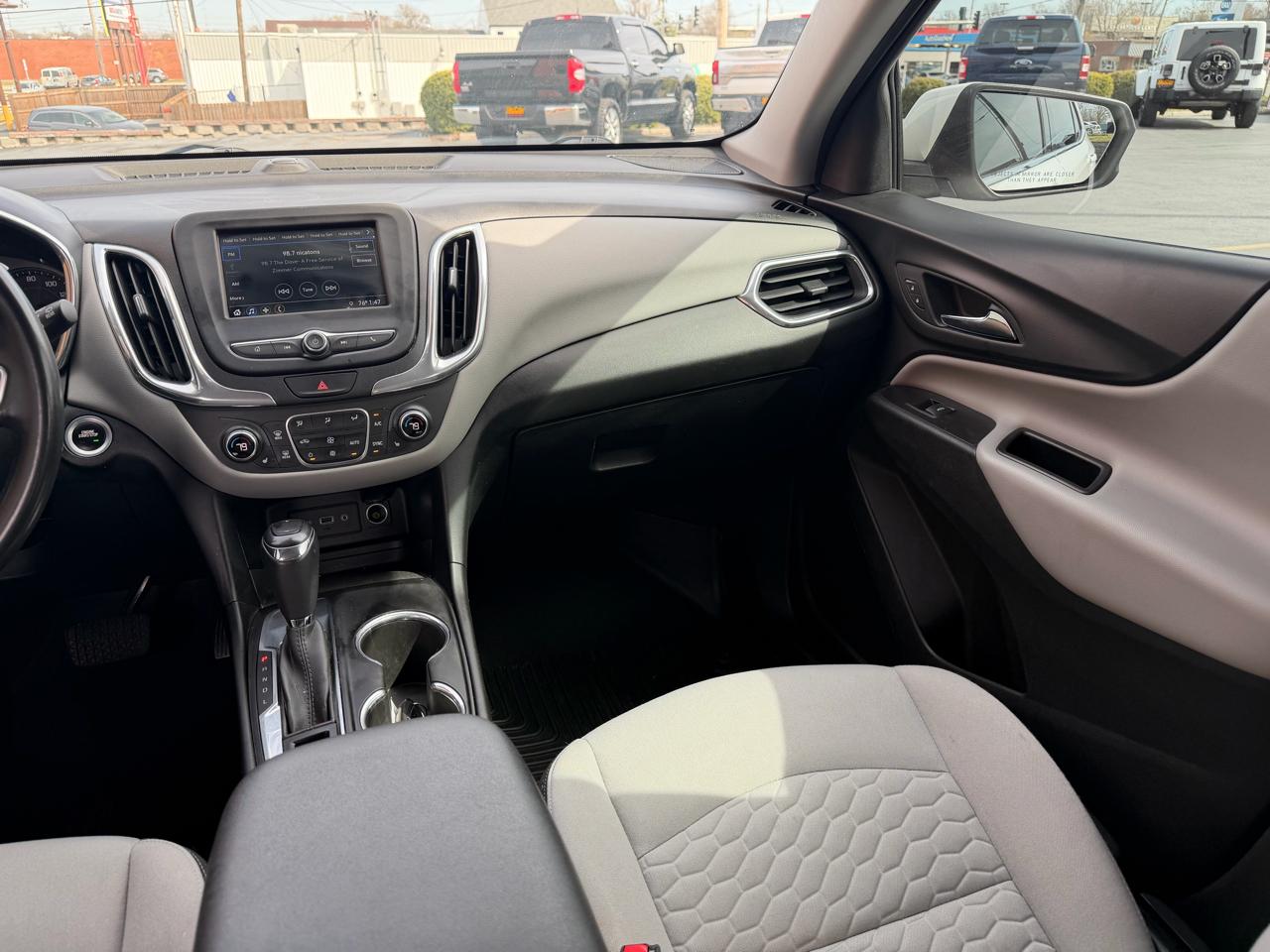 Chevrolet Equinox FWD 4dr LT w/1LT 2019