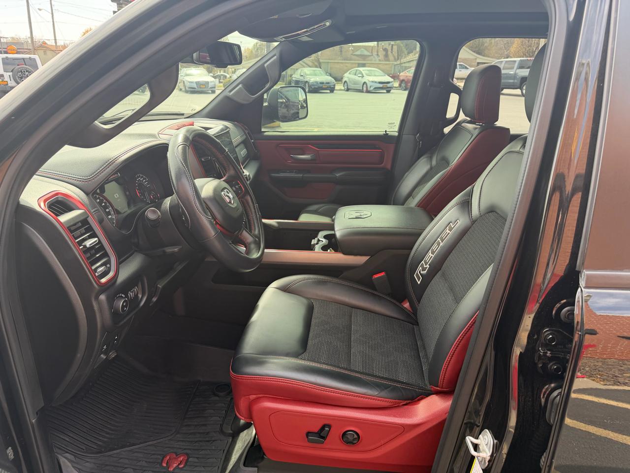 RAM 1500 Rebel Crew Cab 4WD 2019