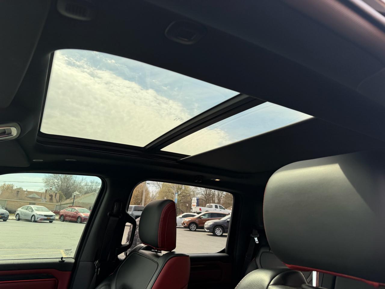 RAM 1500 Rebel Crew Cab 4WD 2019