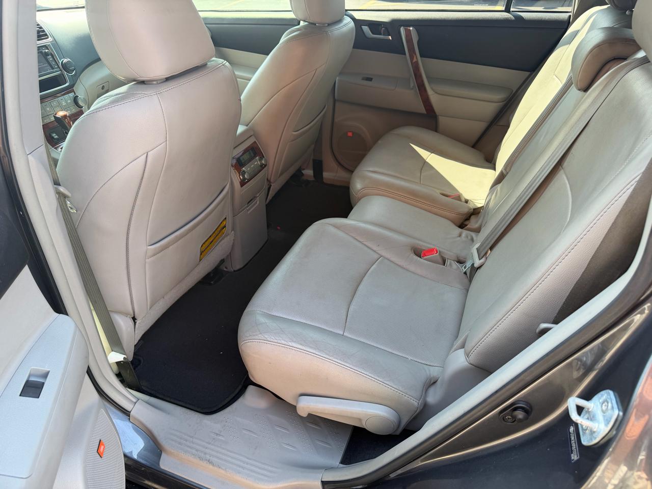 Toyota Highlander Limited 2013