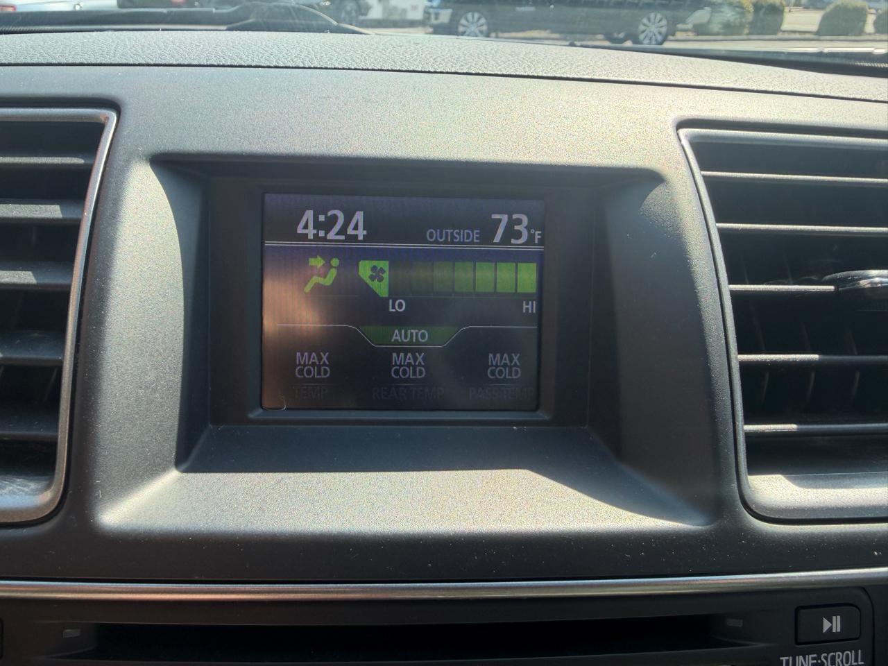 Toyota Highlander Limited 2013