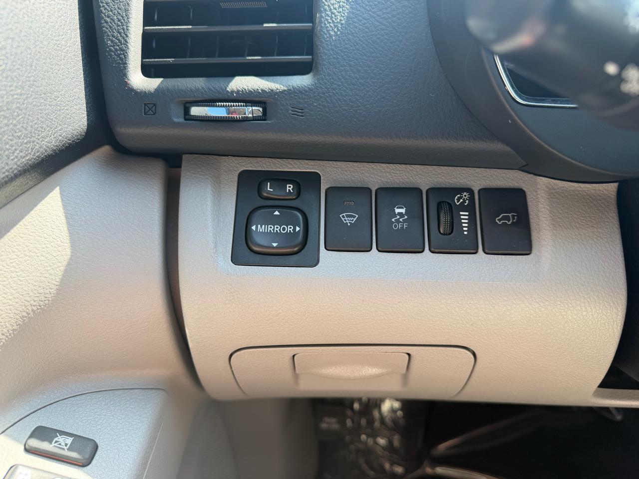 Toyota Highlander Limited 2013