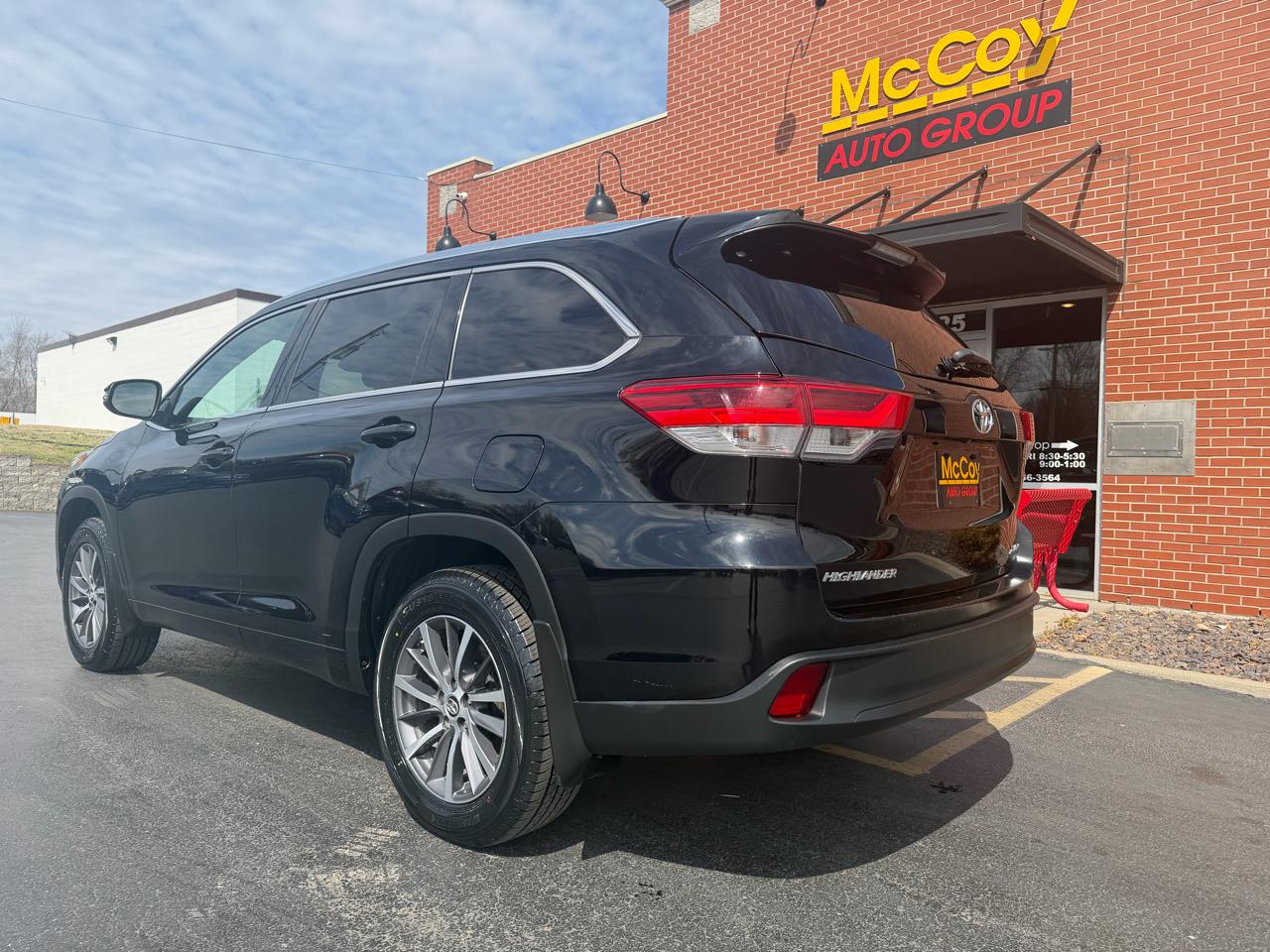 Toyota Highlander XLE V6 AWD (Natl) 2017