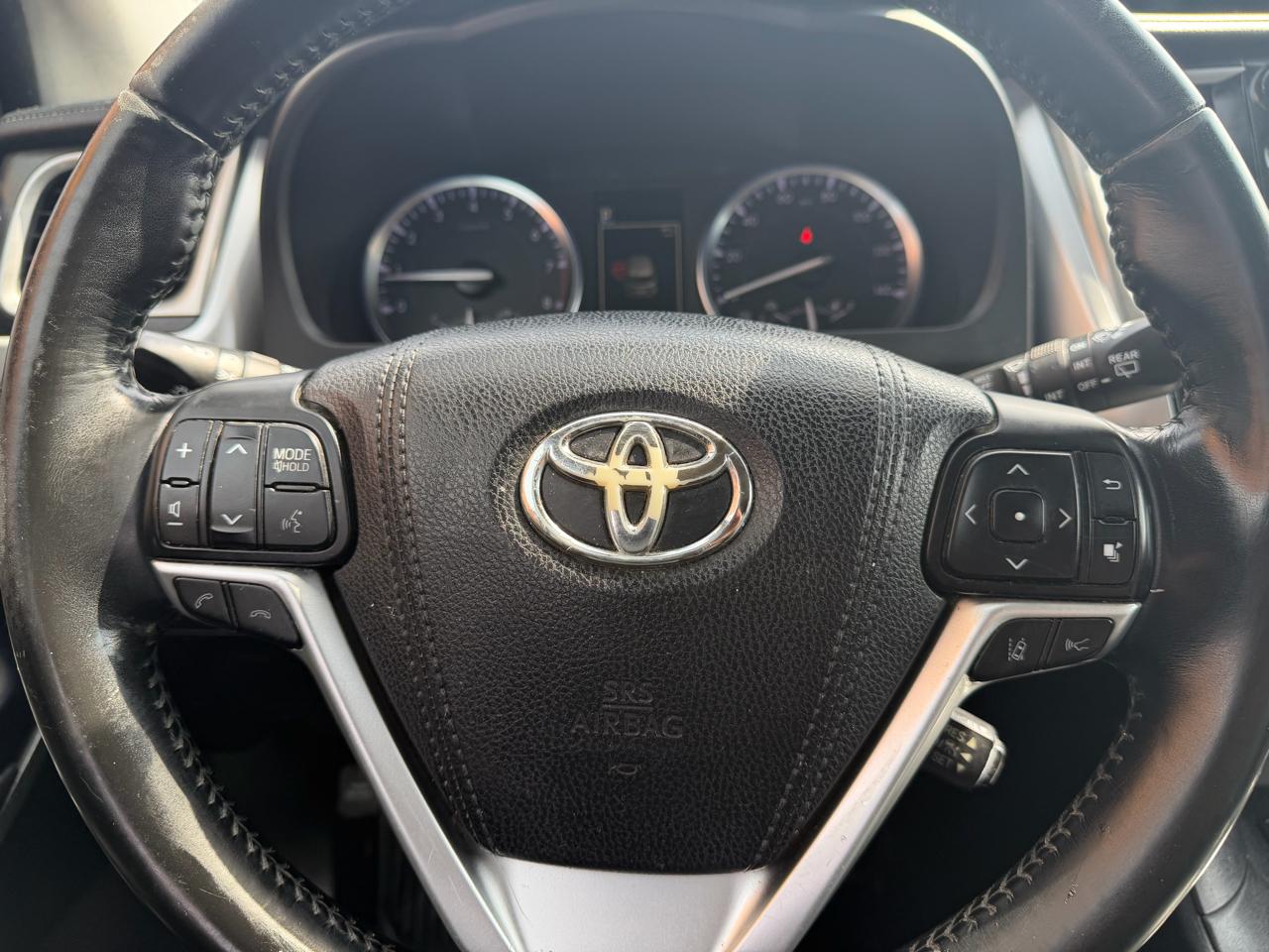 Toyota Highlander XLE V6 AWD (Natl) 2017