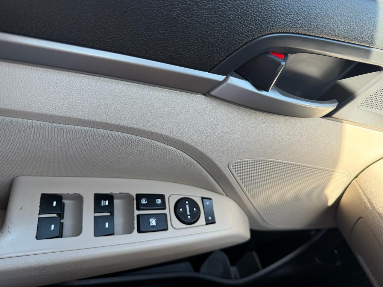 Hyundai Elantra SEL 2018