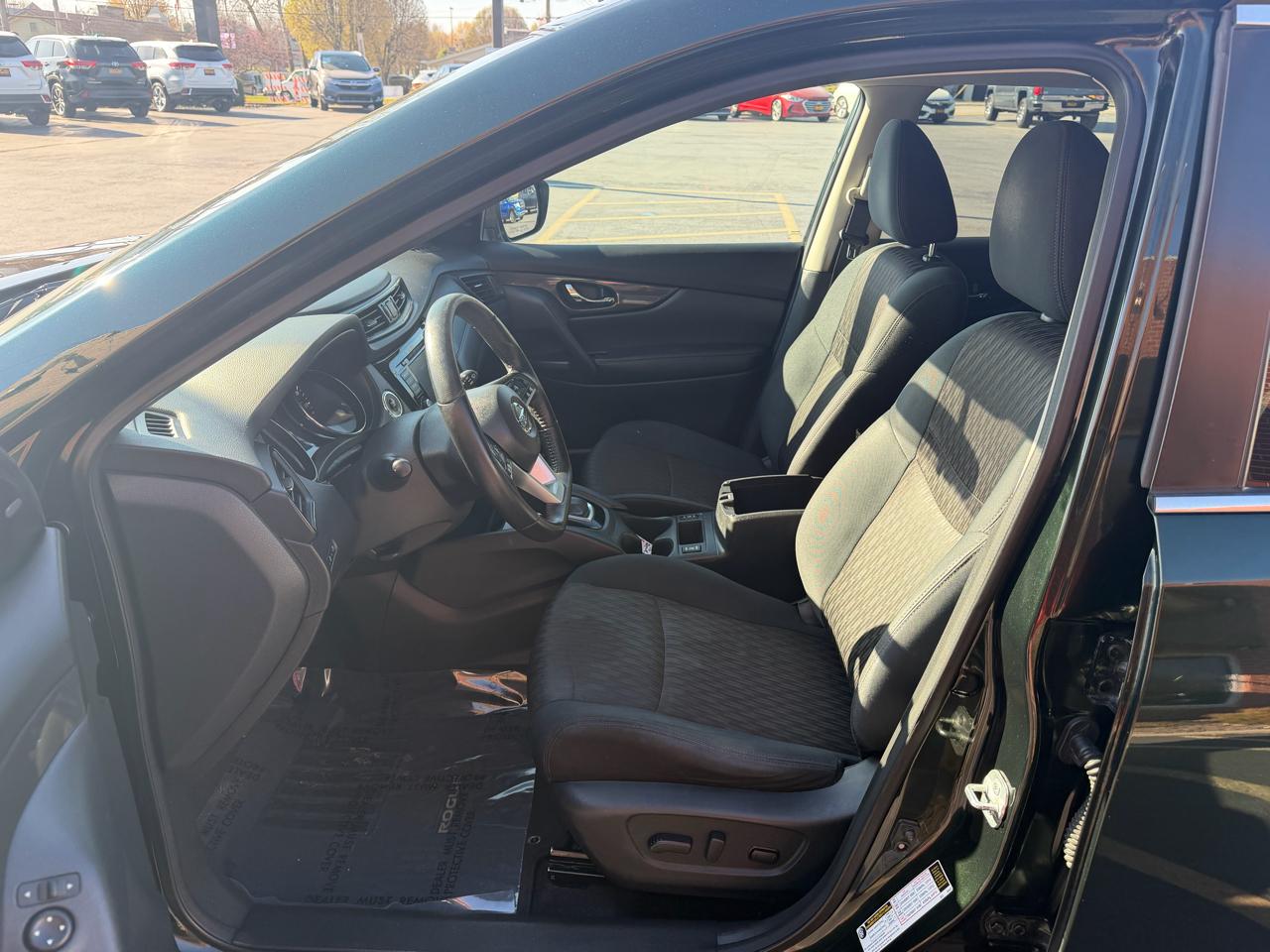 Nissan Rogue AWD SV 2018