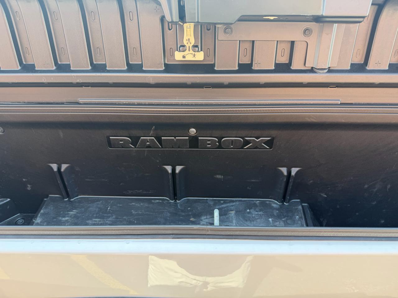 RAM 1500 Rebel Crew Cab 4WD 2017