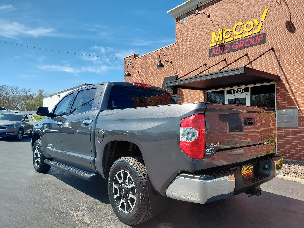 Toyota Tundra 4WD Truck CrewMax 5.7L FFV V8 6-Spd AT LTD (Natl) 2016