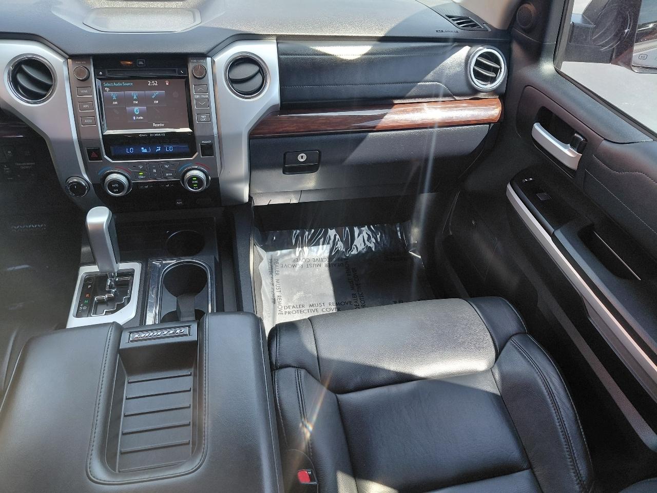 Toyota Tundra 4WD Truck CrewMax 5.7L FFV V8 6-Spd AT LTD (Natl) 2016