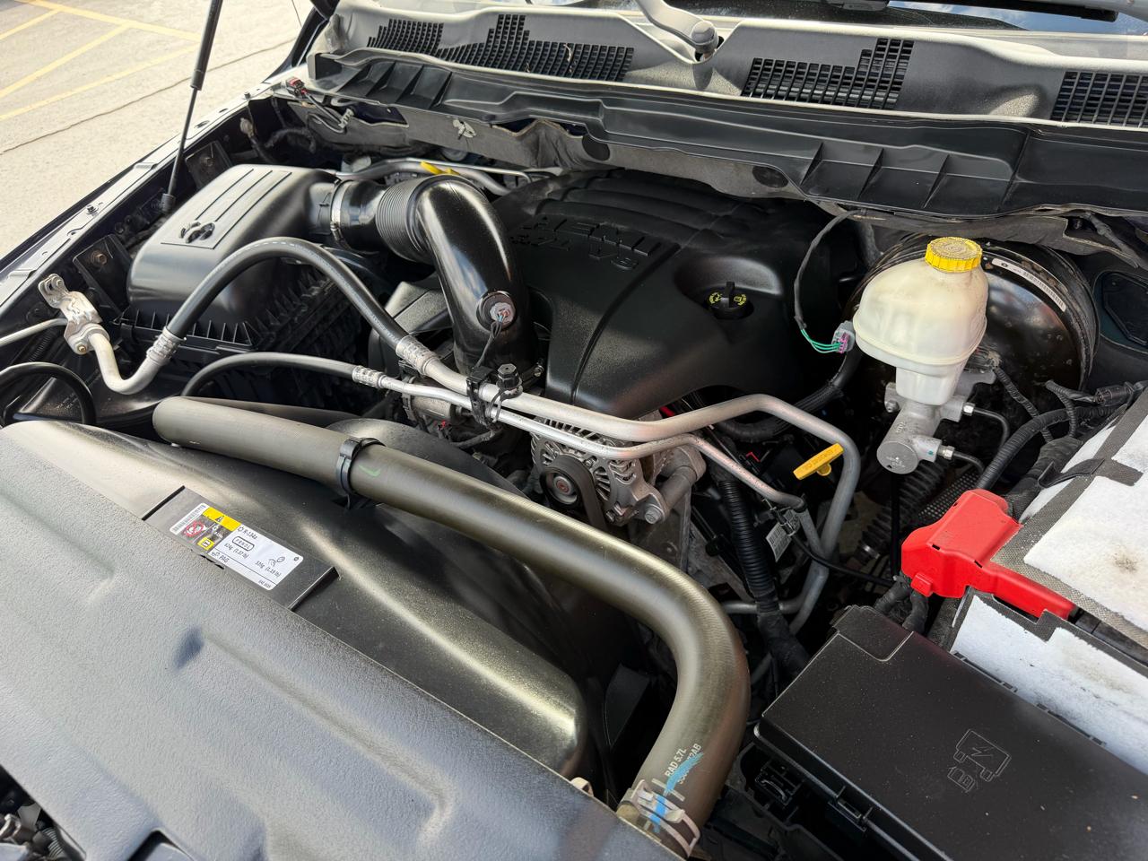 RAM 1500 4WD Crew Cab 140.5" Express 2013