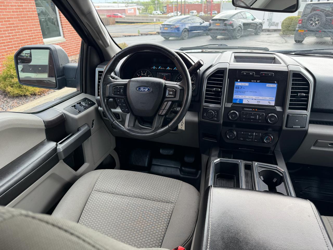 Ford F-150 XLT SuperCrew 4WD 2019