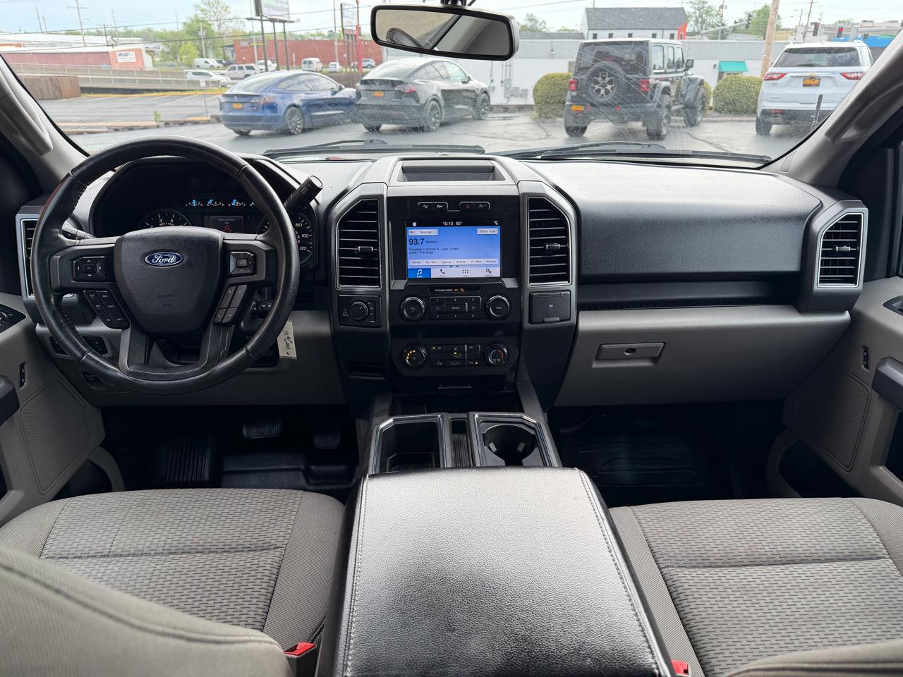 Ford F-150 XLT SuperCrew 4WD 2019