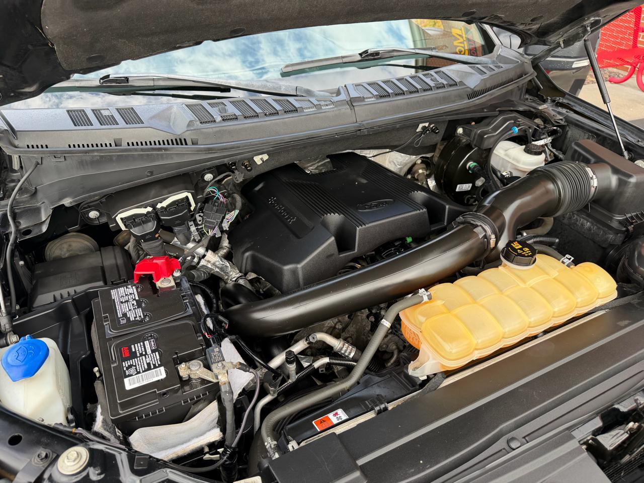 Ford F-150 XLT SuperCrew 4WD 2019