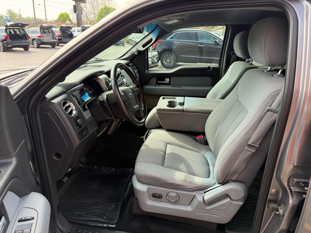 Ford F-150 XLT SuperCrew 4WD 2012