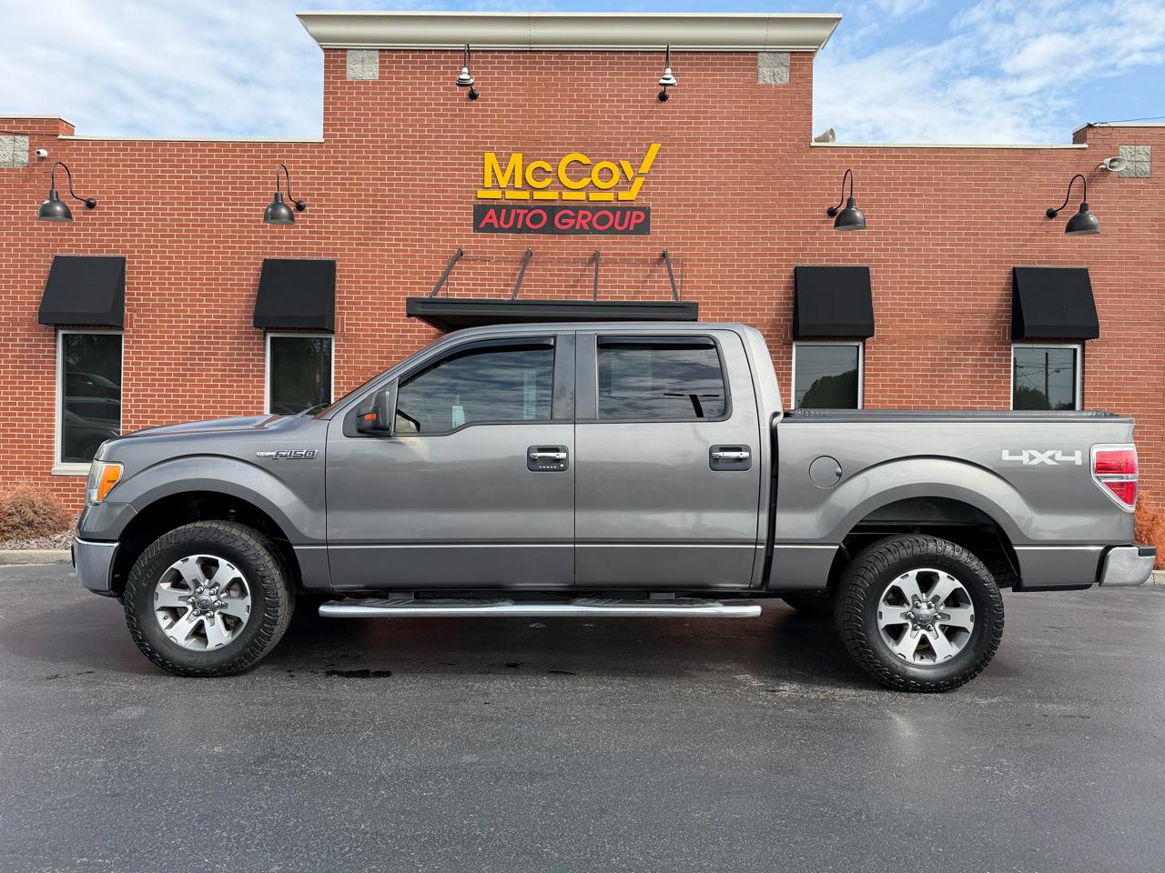 Ford F-150 XLT SuperCrew 4WD 2012