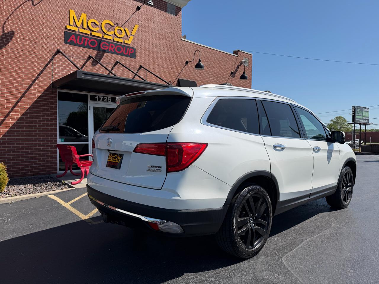 Honda Pilot Touring AWD 2017