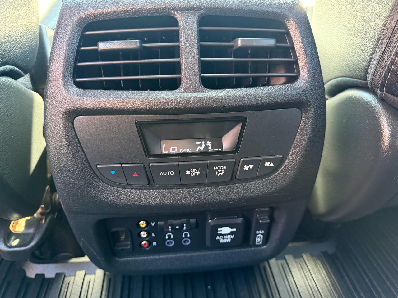 Honda Pilot Touring AWD 2017