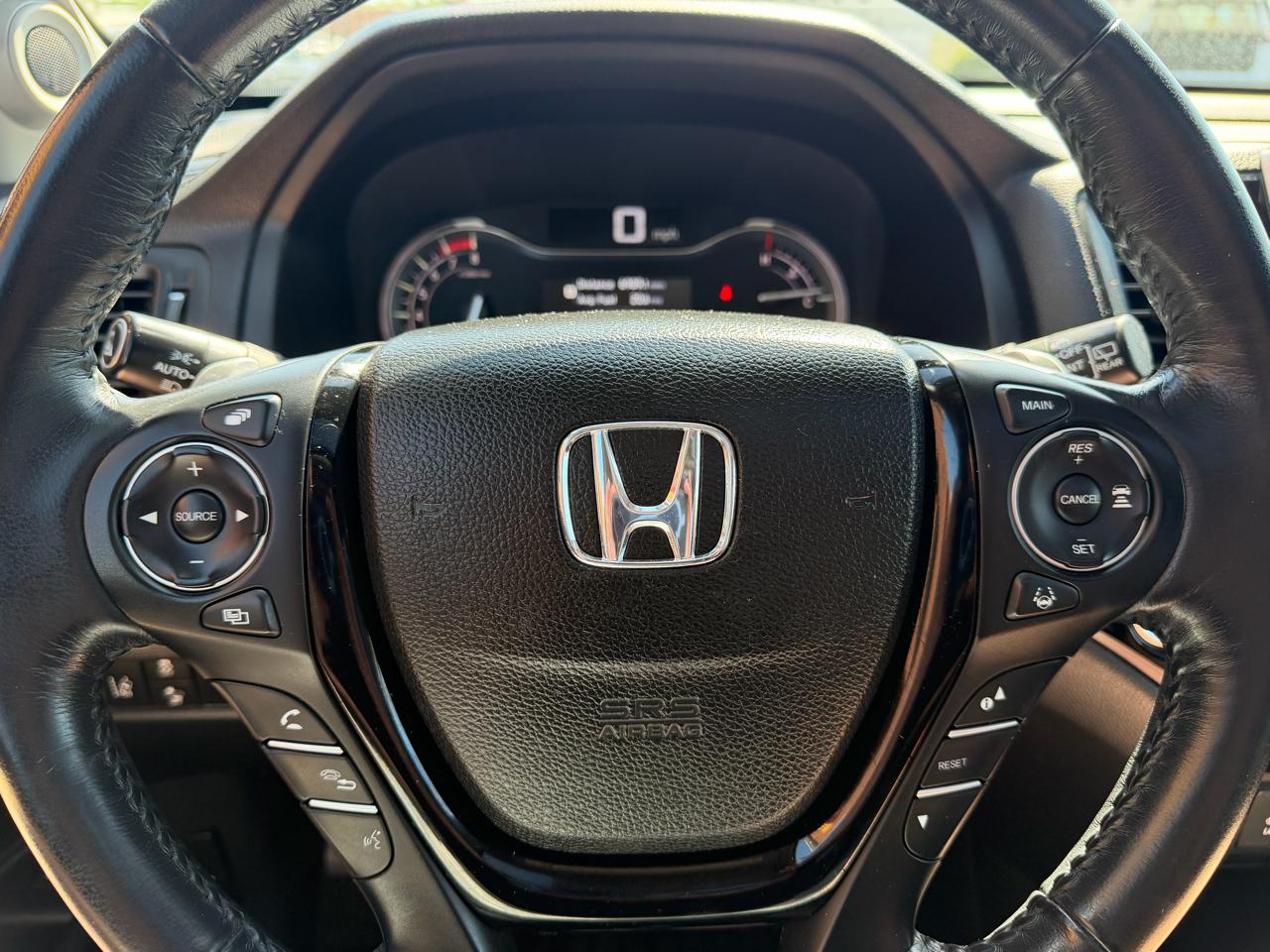 Honda Pilot Touring AWD 2017