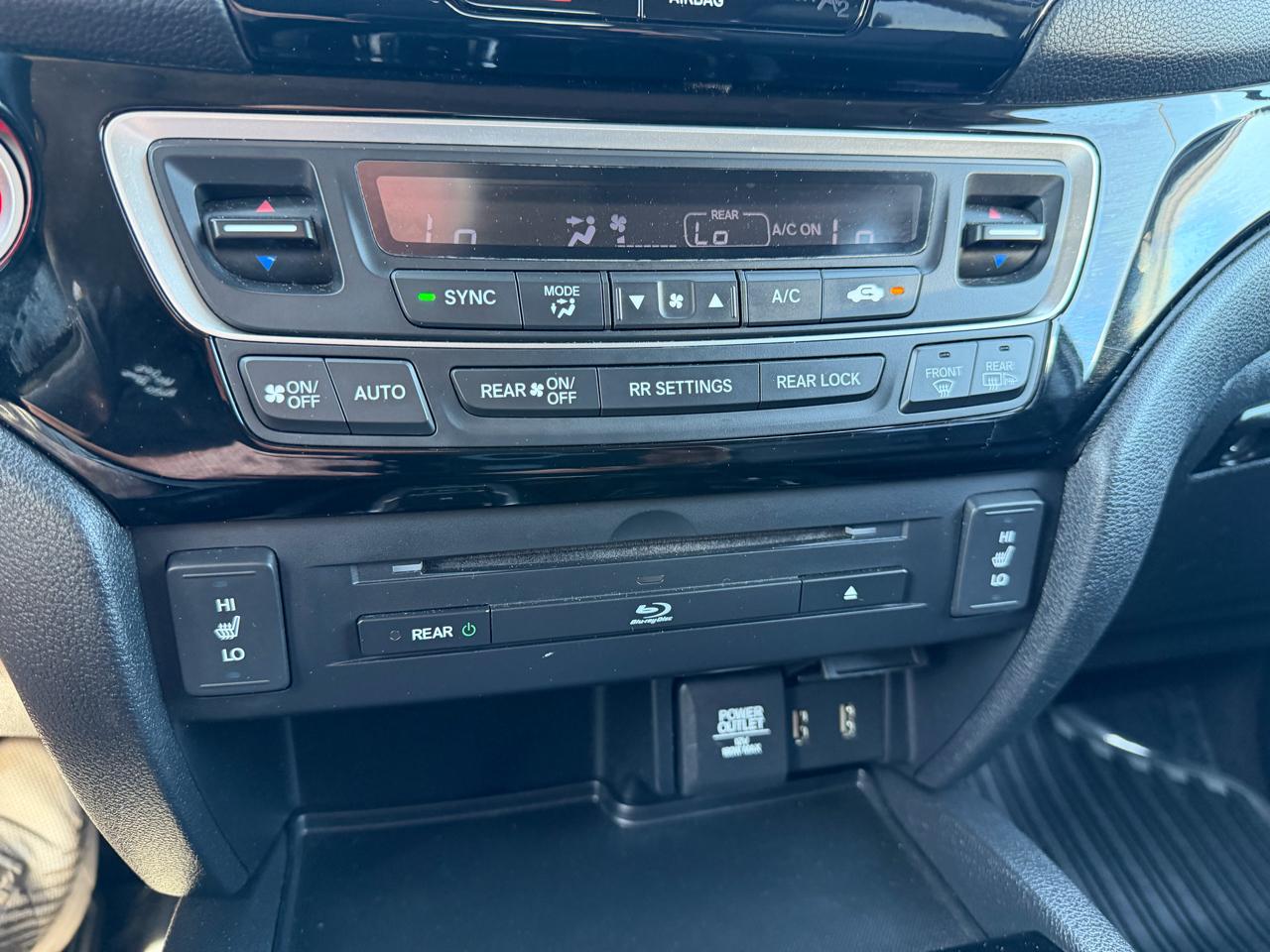 Honda Pilot Touring AWD 2017