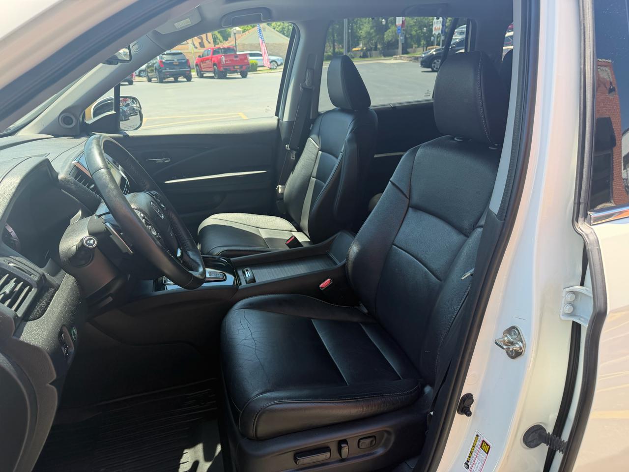 Honda Pilot Touring AWD 2017