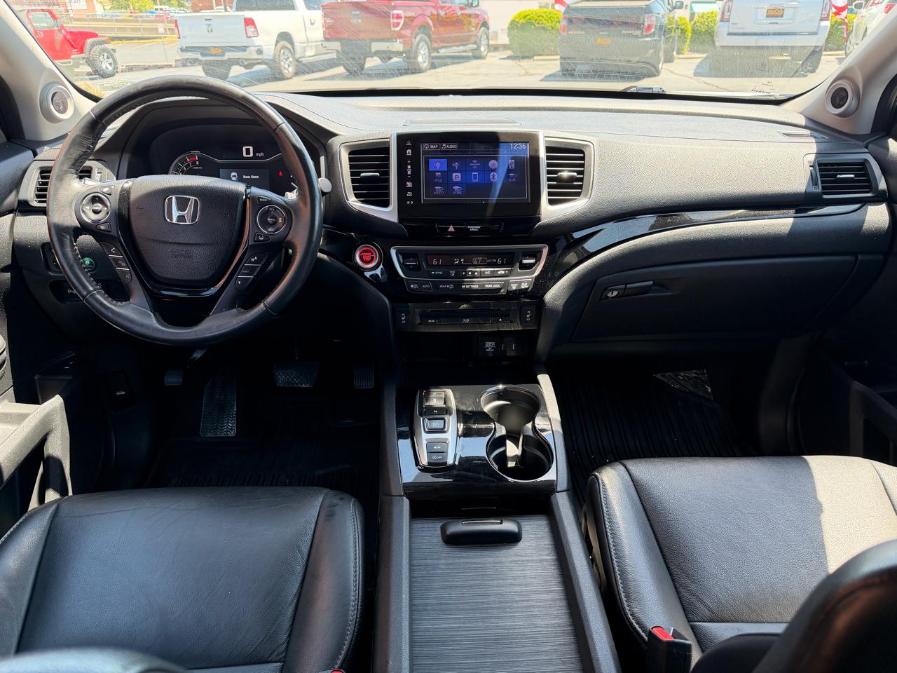 Honda Pilot Touring AWD 2017