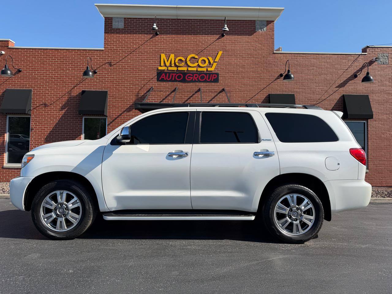 Toyota Sequoia 4WD 5.7L FFV Platinum (Natl) 2013