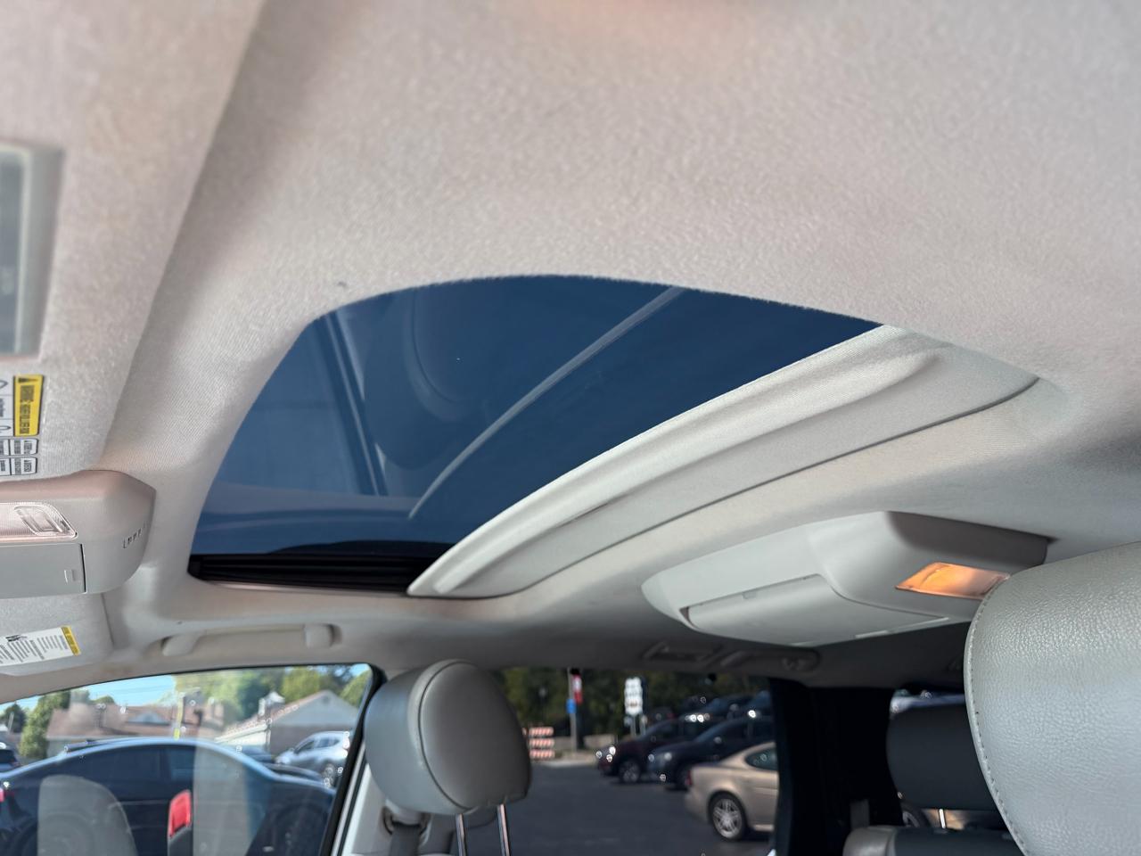 Toyota Sequoia 4WD 5.7L FFV Platinum (Natl) 2013