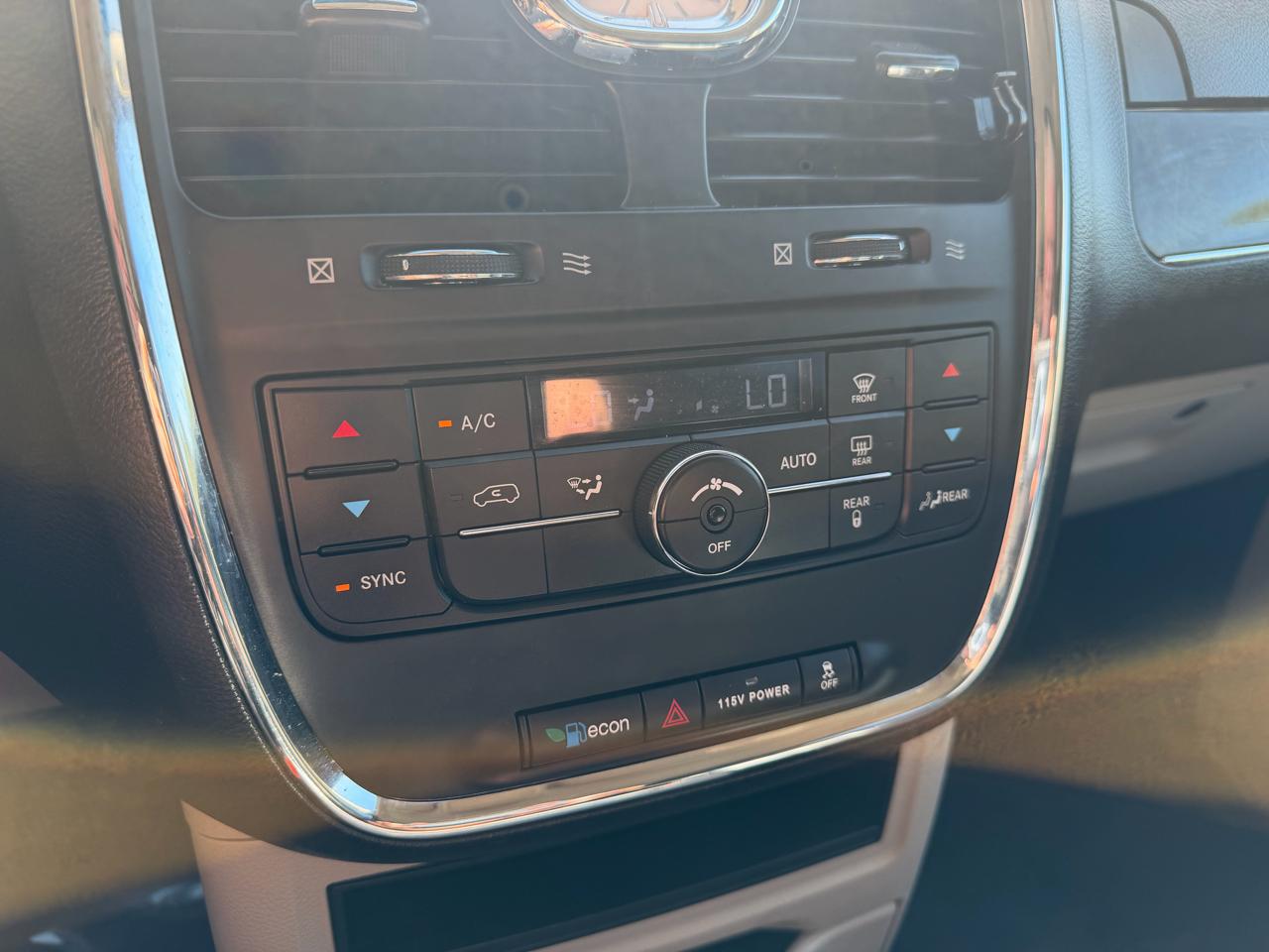 Chrysler Town & Country Touring 2015