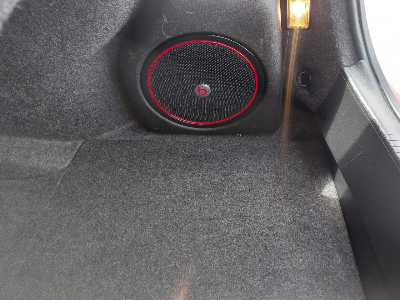 Chrysler 300 4dr Sdn 300S Alloy Edition RWD 2016