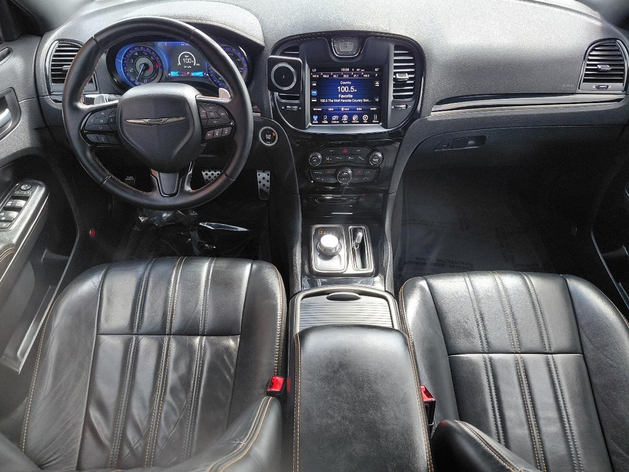 Chrysler 300 4dr Sdn 300S Alloy Edition RWD 2016