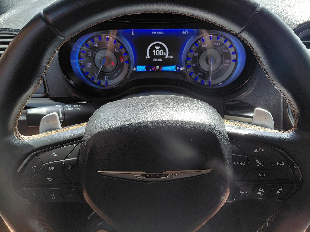 Chrysler 300 4dr Sdn 300S Alloy Edition RWD 2016