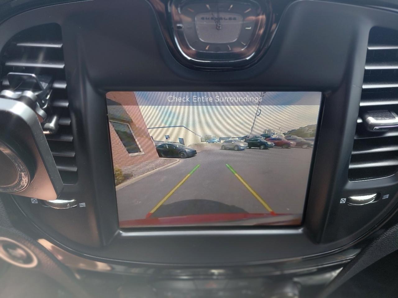 Chrysler 300 4dr Sdn 300S Alloy Edition RWD 2016